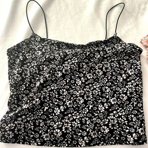 These are two crop tops that are from Gaze! Pink and Black both XS! Worn once.